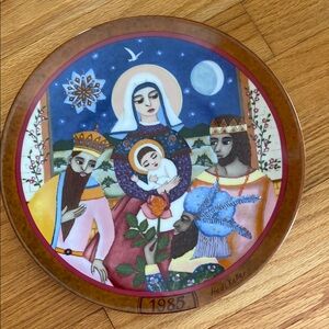 Heidi Keller Decorative Plate with Nativity Scene